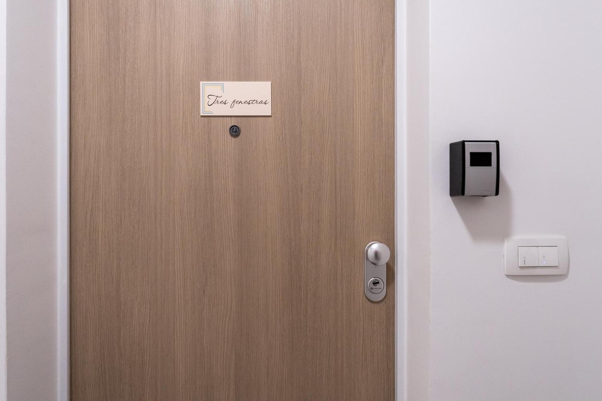 Tres Fenestras Zadar - Private Parking Lägenhet Exteriör bild