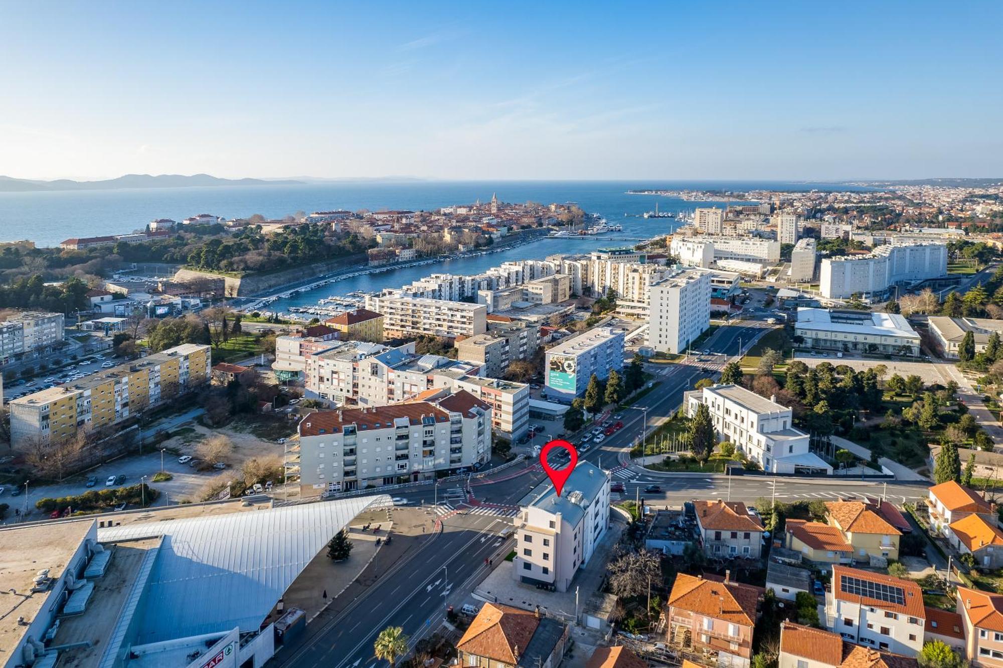 Tres Fenestras Zadar - Private Parking Lägenhet Exteriör bild